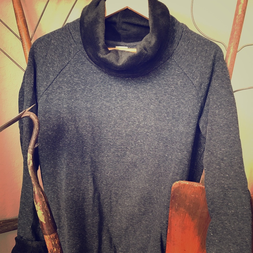 Bench sweatshirt